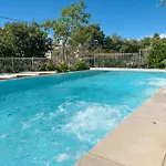 La Rodina Villa *
