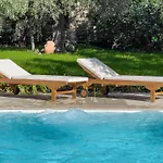 La Rodina Villa