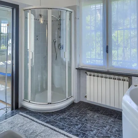 ヴィラ La Rodina ディアーノ・マリーナ